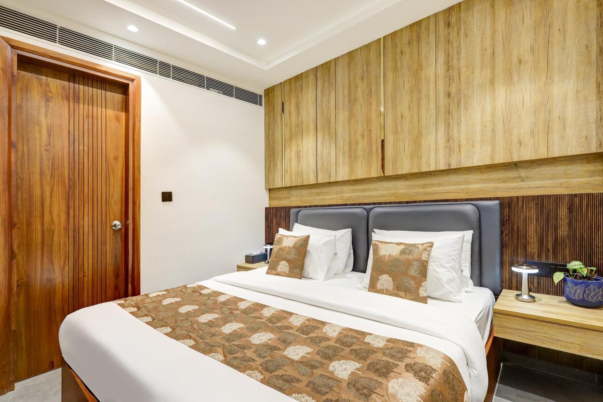 The Tyche New Delhi - Traveller'S Choice Award Winner 2025 Нью-Дели Экстерьер фото
