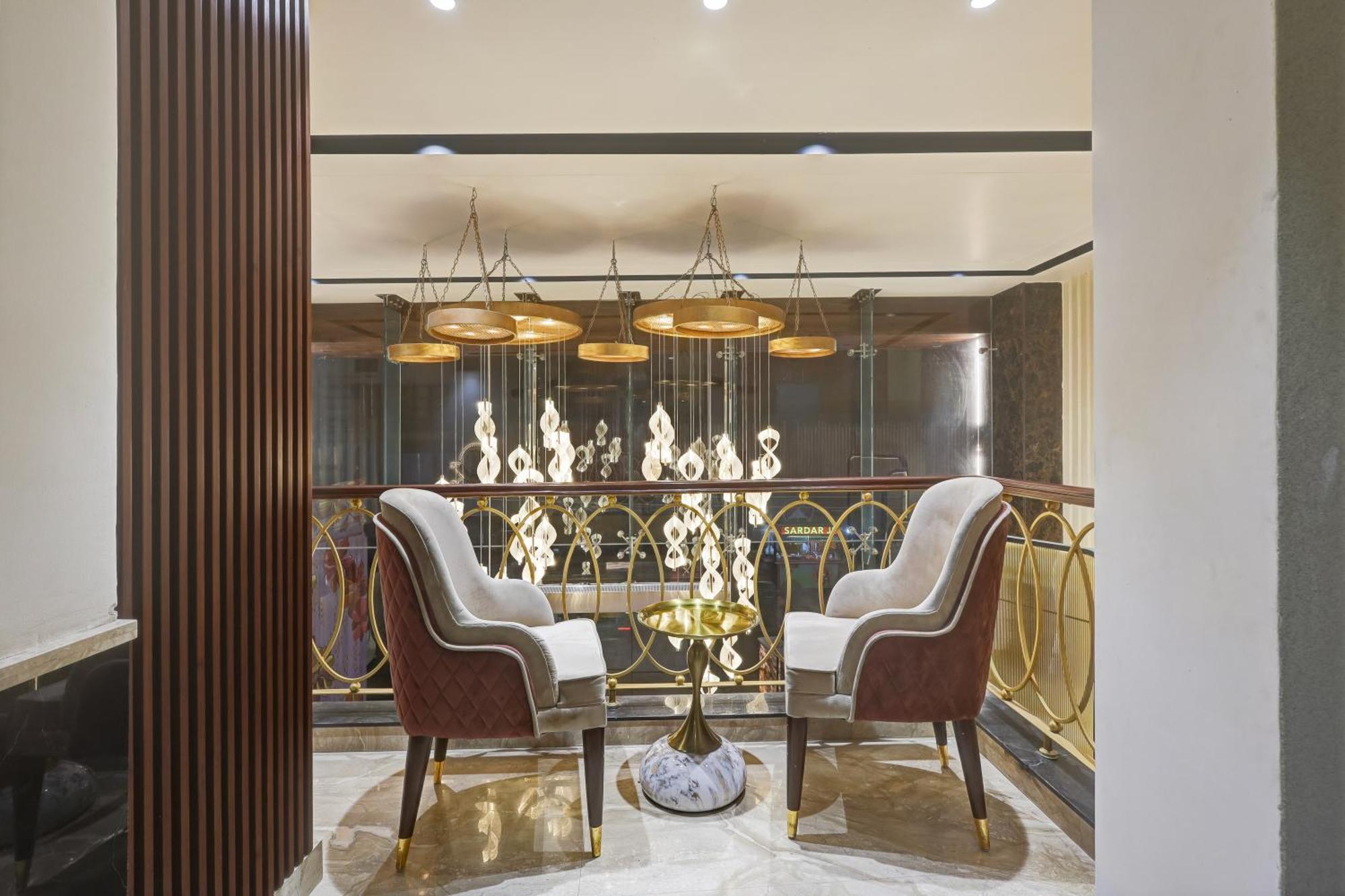 The Tyche New Delhi - Traveller'S Choice Award Winner 2025 Нью-Дели Экстерьер фото
